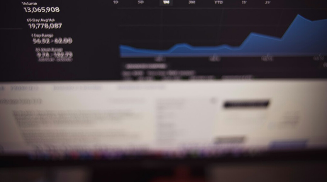 data analytics dashboard screen