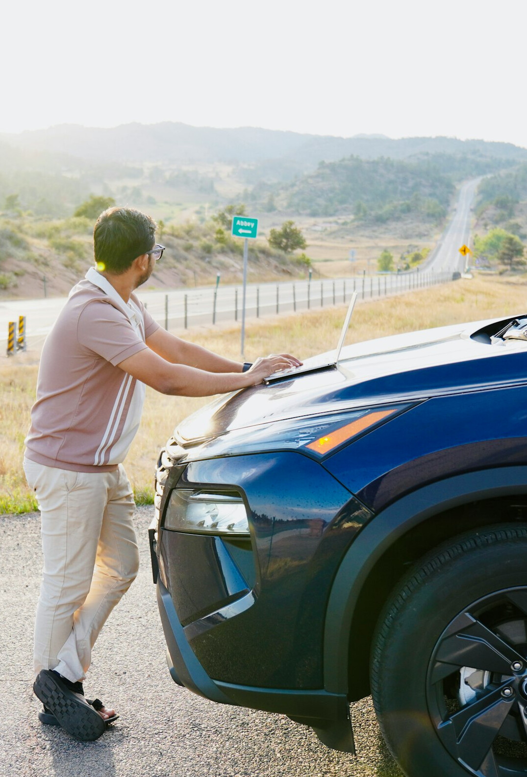 customer choosing rental car