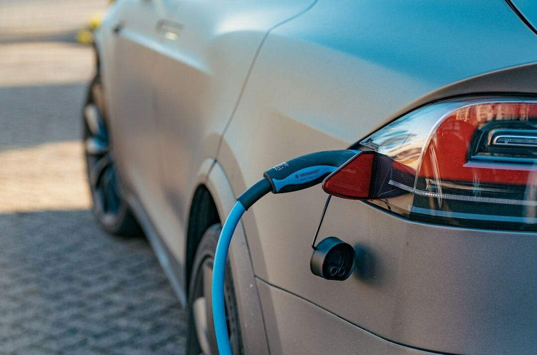 electric car rental